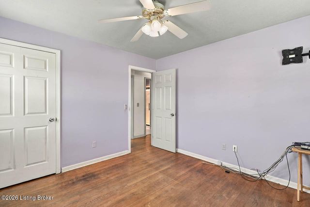 302 Cheryl Ave, Vine Grove, KY 40175