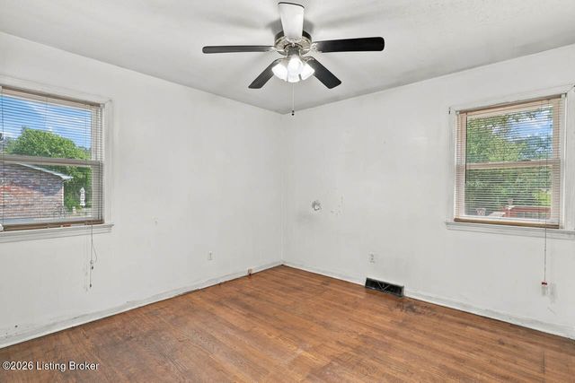 302 Cheryl Ave, Vine Grove, KY 40175