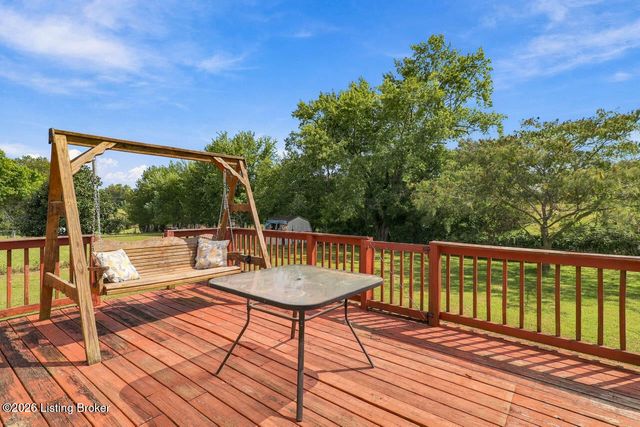 302 Cheryl Ave, Vine Grove, KY 40175