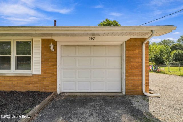 302 Cheryl Ave, Vine Grove, KY 40175