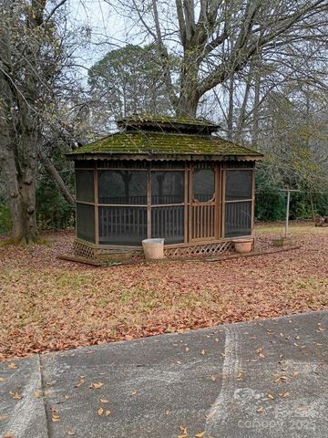 141 Justice Drive, Rutherfordton, NC 28139