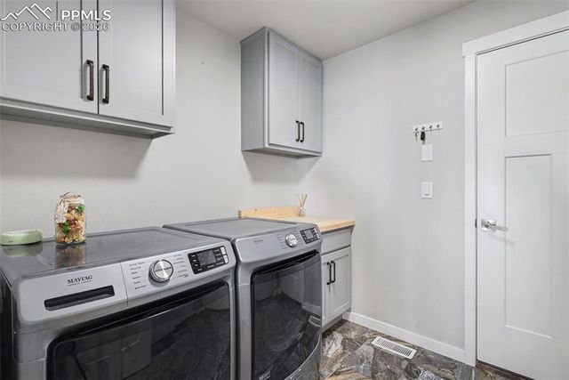 4561 Hanging Lake Circle, Colorado Springs, CO 80924