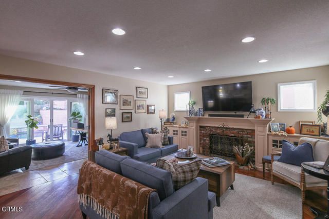 20530 Lisa Gail Drive, Santa Clarita, CA 91350