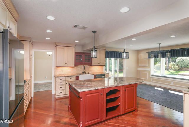 20530 Lisa Gail Drive, Santa Clarita, CA 91350