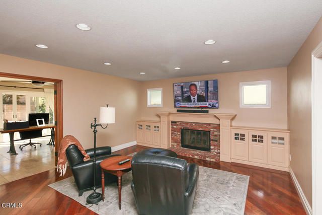 20530 Lisa Gail Drive, Santa Clarita, CA 91350