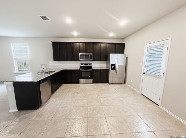 6218 Longhurst Way, San Antonio, TX 78218