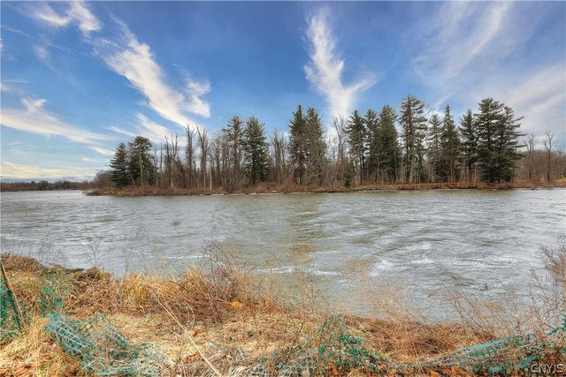 355 Main Street, Schroeppel, NY 13135