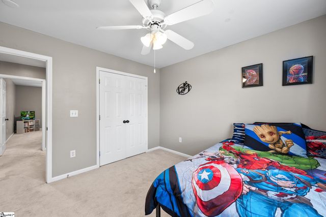 302 Crossvine Way, Simpsonville, SC 29680