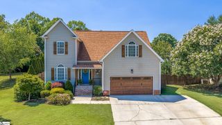 302 Crossvine Way, Simpsonville, SC 29680