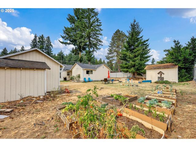 202 Ne 162ND Ave, Portland, OR 97230