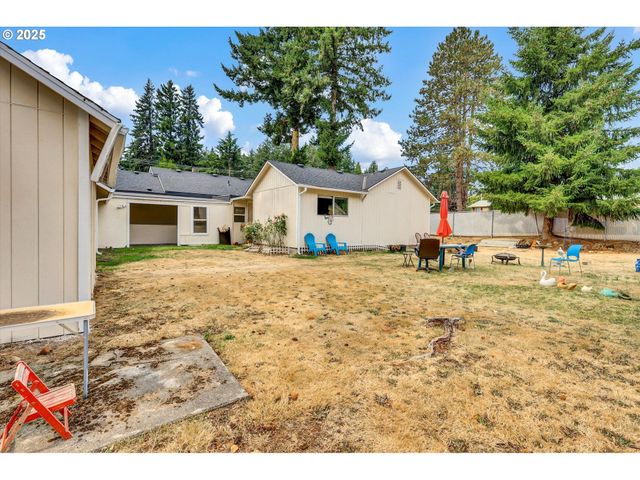 202 Ne 162ND Ave, Portland, OR 97230