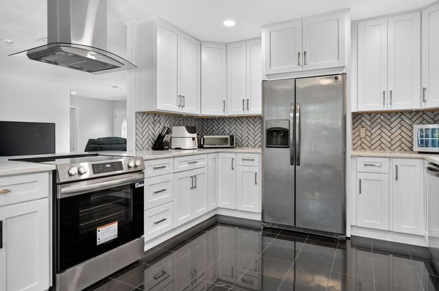 614 NE Merioneth Drive, Fort Walton Beach, FL 32547