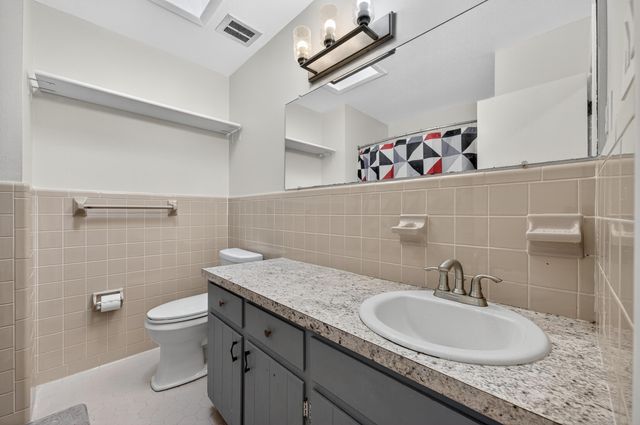 614 NE Merioneth Drive, Fort Walton Beach, FL 32547