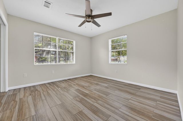 614 NE Merioneth Drive, Fort Walton Beach, FL 32547