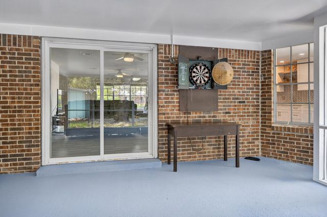 614 NE Merioneth Drive, Fort Walton Beach, FL 32547