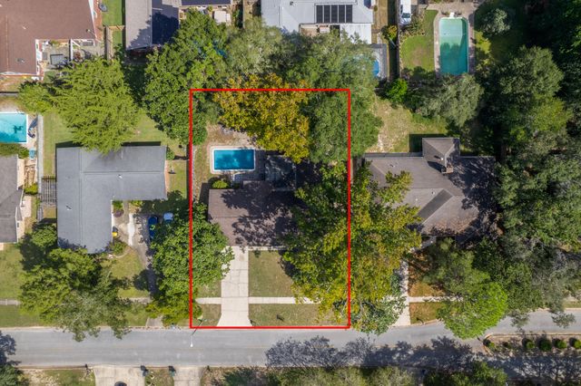 614 NE Merioneth Drive, Fort Walton Beach, FL 32547