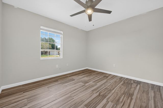 614 NE Merioneth Drive, Fort Walton Beach, FL 32547