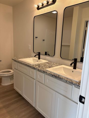 2176 Langford Avenue, Lubbock, TX 79407