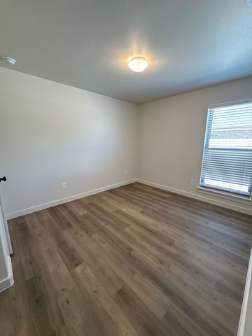 2176 Langford Avenue, Lubbock, TX 79407