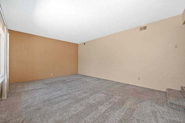 4950 Richwood Ct, Fair Oaks, CA 95628
