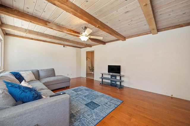 4950 Richwood Ct, Fair Oaks, CA 95628