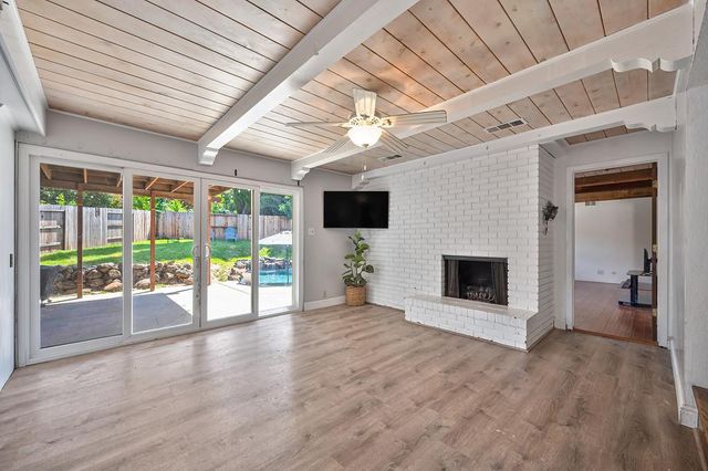 4950 Richwood Ct, Fair Oaks, CA 95628