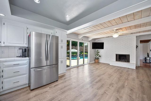 4950 Richwood Ct, Fair Oaks, CA 95628