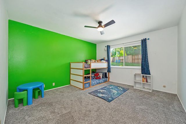 4950 Richwood Ct, Fair Oaks, CA 95628