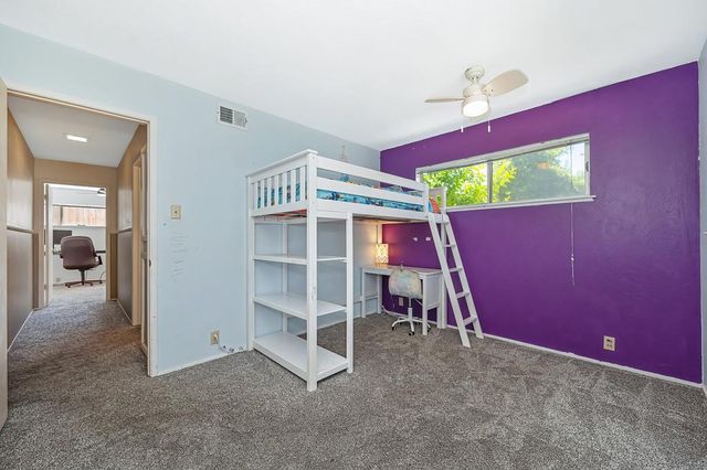 4950 Richwood Ct, Fair Oaks, CA 95628