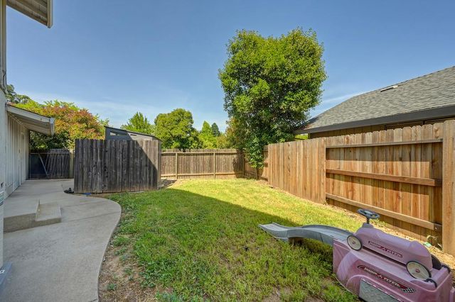 4950 Richwood Ct, Fair Oaks, CA 95628