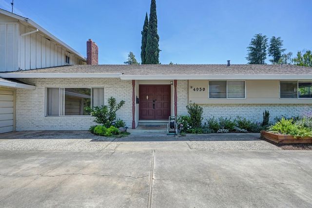 4950 Richwood Ct, Fair Oaks, CA 95628