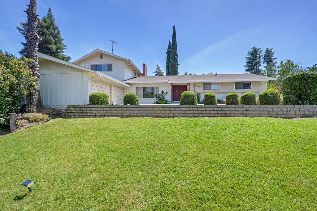 4950 Richwood Ct, Fair Oaks, CA 95628