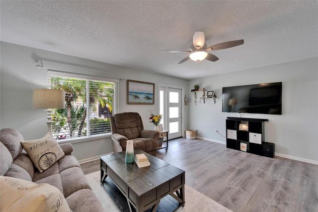 1349 NEW BEDFORD DRIVE, Sun City Center, FL 33573