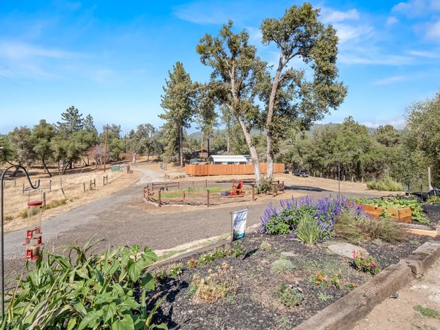 58569 Road 601, Ahwahnee, CA 93601