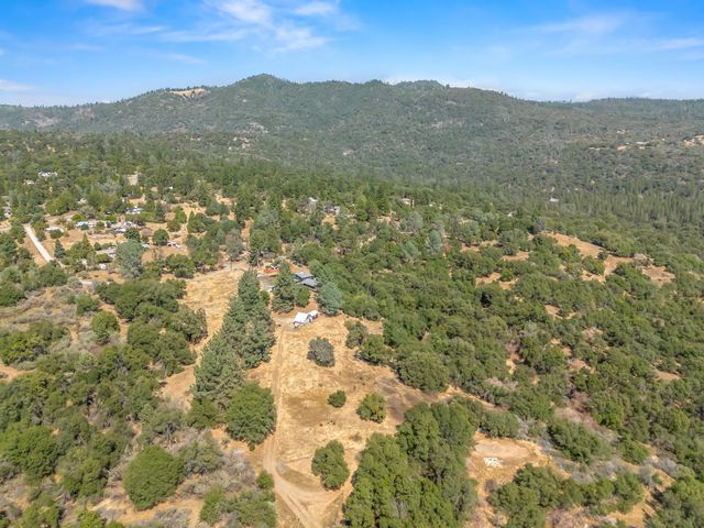 58569 Road 601, Ahwahnee, CA 93601
