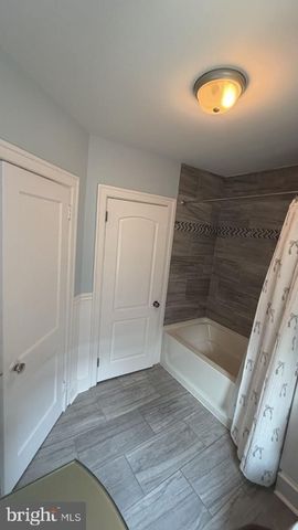 632 E ALLENS LN, Philadelphia, PA 19119