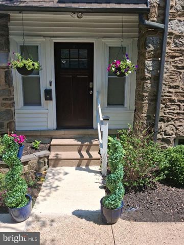 632 E ALLENS LN, Philadelphia, PA 19119