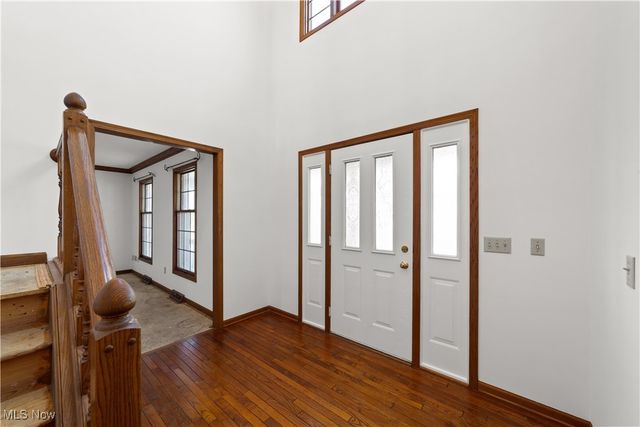 34210 Beacon Drive, Willoughby, OH 44094