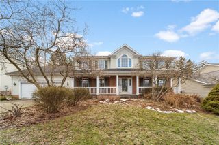 34210 Beacon Drive, Willoughby, OH 44094