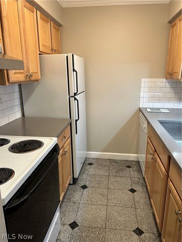 23875 David Drive 106, North Olmsted, OH 44070