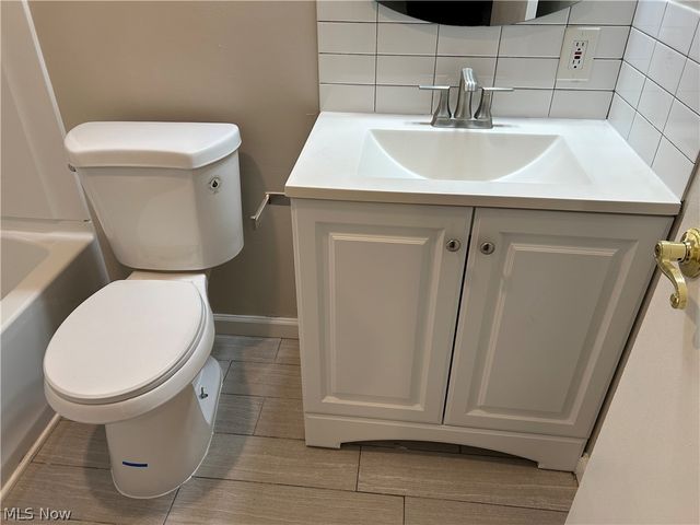 23875 David Drive 106, North Olmsted, OH 44070