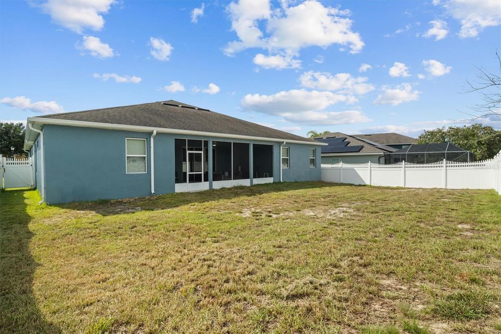 Image 34 of property listing at 230 BROAD STREET, Winter Haven, FL 33881