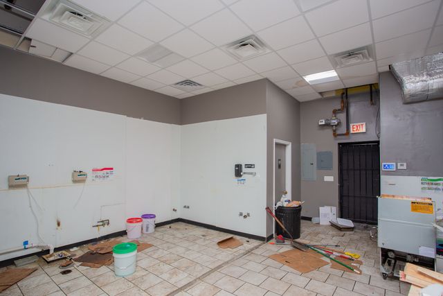 118 E 51st Street, Chicago, IL 60615