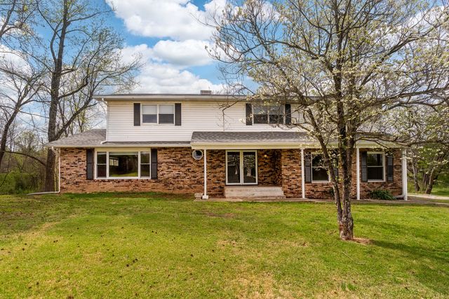 39 Butternut Hill Drive, Carbondale, IL 62903