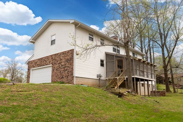 39 Butternut Hill Drive, Carbondale, IL 62903