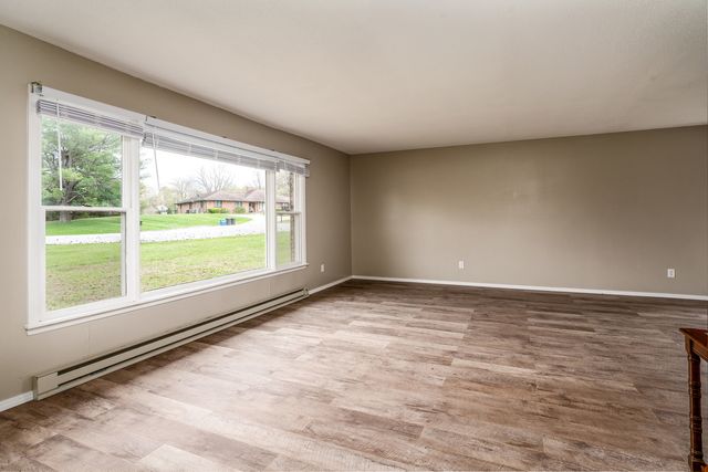 39 Butternut Hill Drive, Carbondale, IL 62903