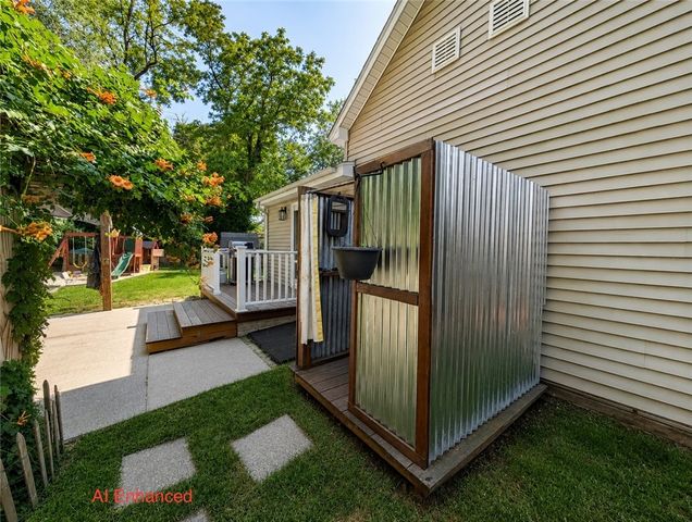 190 George Arden Avenue, Warwick, RI 02886