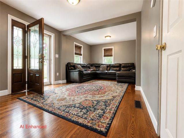 190 George Arden Avenue, Warwick, RI 02886