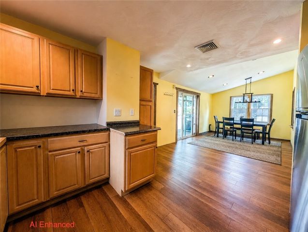 190 George Arden Avenue, Warwick, RI 02886