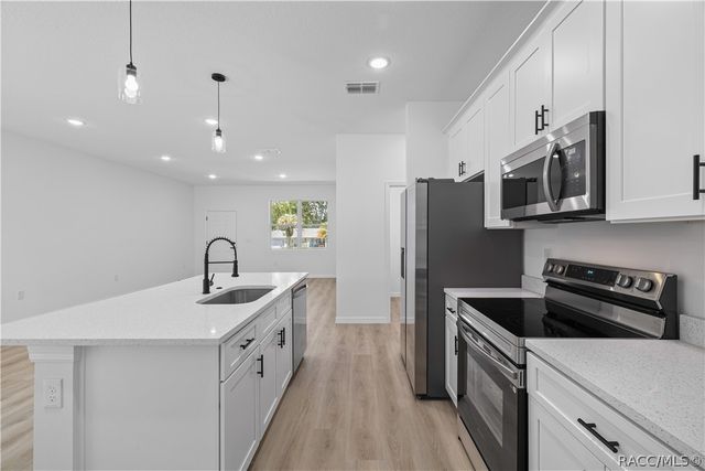 254 W BRIMSON Place, Citrus Springs, FL 34434